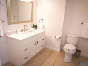 Maison de plage rénovée proche de tout, à quelques minutes de Boston - Image 3