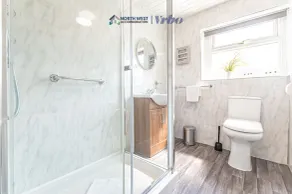 Chorley 3BR House | Ideal for Families & Contractors | Long Stays Welcome - Image 2