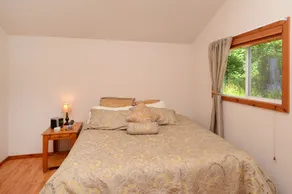 Bo i en härlig Beach Cottage w / en vacker privat strand på Hazel Point! - Image 4