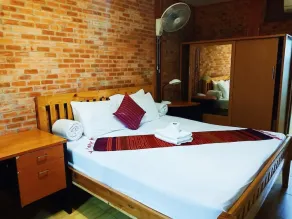 Boutique House Nipha - Image 2