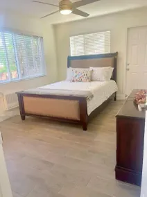 Oasis at Hollywood lll -sleeps 4 - Image 5