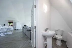 Sumner Lake Tiny House - Image 4