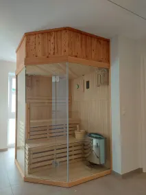 NEW! modern, high-quality, central apartment, sauna, garden, wallbox in Burhave - Image 4