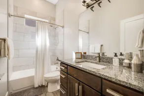 Single-Level Home with Unbeatable Canyon Views Private Hot Tub Patio and AC - Image 4
