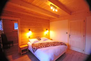 Upscale chalet not far from the ski slopes - Image 5