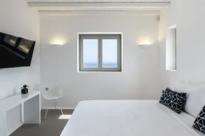 Cycladic Island Villa over Kalafatis Beach / Scenic views of Aegean Sea - Image 4