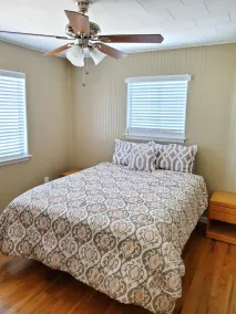 Lakeview Cottage Near Boat Ramp - Image 3