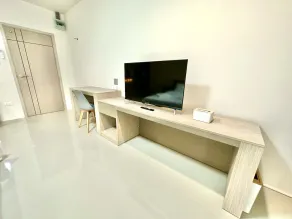 Smith's Place - Image 3