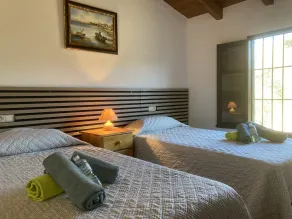 Wunderschön gelegenes Ferienhaus mit privatem Pool - Image 5