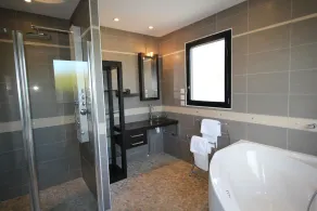 Contemporanea Villa Kerseal - Image 2