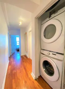 A3~Sunny Balcony+3 Full baths+5 Queen beds+4 Sofabeds+Free Parking~100Walk Score - Image 2