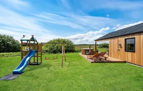 3 Bedroom Stunning Home In Jerup - Image 2