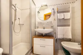Holiday Apartment \"Manuel's App Watschinger Alpenrose\" with Mountain View, Balcony & Wi-Fi - Image 2
