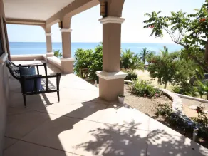 Tirar o fôlego! Luxo, 1 cama / 2 banheiros, Casa na praia, Vista panorâmica do deck, De frente para a praia - Image 4