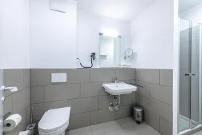 Familienapartment mit Terrasse und Freier Nutzung von Saunabereich & Schwimmbad - Image 3