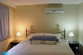 Linden Homestead: King Bed Cottage on Century Farm Property - Image 5