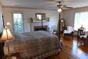 Athlone Farm: Spacious, Gorgeous Grounds, Historic Outbuildings, Summer Deals! - Image 5