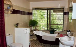 Balingup Camellia Suite - Marian Ponds... Beautiful gardens and swimming pool   - Image 2