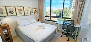 Inspring Views in Darling Point - Image 5