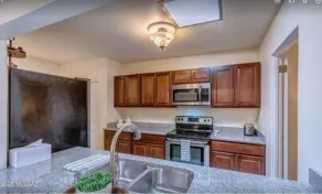 Single Level Sabino Sanctuary Courtyard, 2 Car Garage, Renovated 2-2024 - Image 4