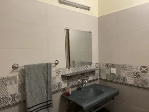 1 Bed House - Sleeps 2 - Pets - Parking - Wifi - Image 3
