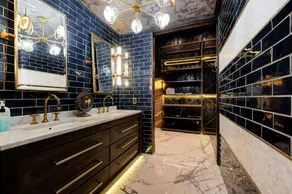 Amazing unique castle experience “Scarlet Manor” 5 bedroom/ 5 bath - Image 4
