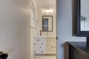 Family Home 5 Beds 3 Baths By Oc - Image 2