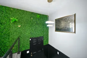 **Spacious 8 beds home 15 mins from Downtown*** - Image 3