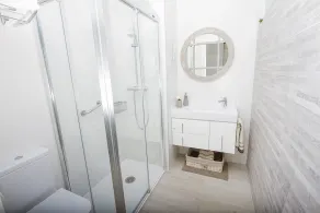 DELUXE APARTMENT - FIRST LINE STRAND, POOL, SATELLITE TV, GRATIS WIFI - Image 3