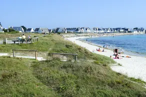 L'Escale Marine: Vacation Rental with Enclosed Garden & Terrace / Quiet Location, Harbor & Shops Within Walking Distance - Image 3