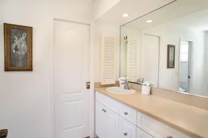 Three Bedroom Pool Home- Direct Channel Views - Image 3