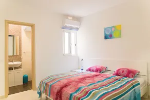 \"Trankwilla\"! Nuovo appartamento di 3½ locali. Grande piscina! Terrazza solarium Vicino a Ramla Beach! - Image 5