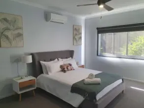 OffShore Holiday House on Acreage - Image 5