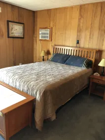 Den Ultimate Up North Cabin Experience - Image 3