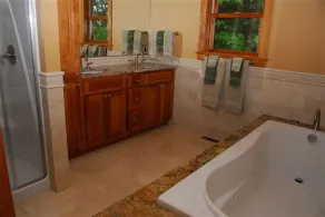 Chalet på 250 tunnland, Privat, 1 Mi från Chautauqua Institution / Sjön - Image 2