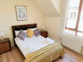 Heyward Mews Holiday Homes (Sleeps 5) - Image 4