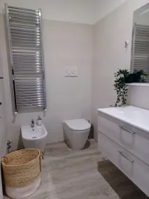 På øen Elba pragtfuld villa med have et stenkast fra havet - Image 2
