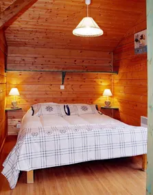 Beautiful chalet with terrace, mountain view near the slopes and skiing school - Image 2