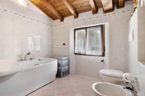 Ferienwohnung 'Villa Adele' mit Seeblick, privatem Pool und WLAN - Image 3