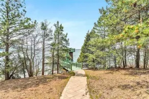 \"Glendalough\"<br>Weite Wasser- und Bergblicke, privater Rückzugsort! Free Wifi, Whirlpool, Billardtisch, Schlafmöglichkeiten für 16! - Image 4