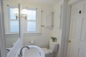 101 Park D · Lovely 2 bedroom 2 bath apartment - Image 5