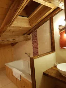 ***** karakter hytte med SPA SAUNA WIFI BABY FOOT - Image 4