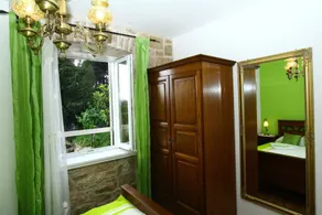 A two bedroom apartment in a beautiful stone house very close to the beach - Image 5