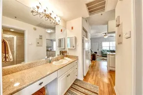 180 degree Lake View From Private Villa on the  Island on Lake Travis! - Image 4