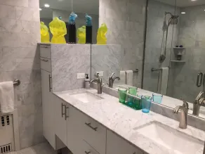 Grande maison ensoleillée de 4 chambres pour 8 personnes et 1 minute pour cinq restaurants fabuleux - Image 2