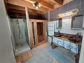 Spacious, bright house in the heart of the protected Bauges natural park - Image 2