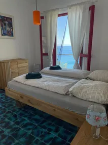Cozy house with a fantastic view of the ocean from every room, free Wi-Fi - Image 5