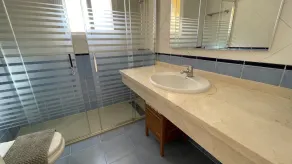 Nice ground floor walking distance from marina and beaches - Image 2