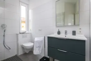 Luxurious AP with sea view and terrace, 5 minutes' walk from the beach - Image 4
