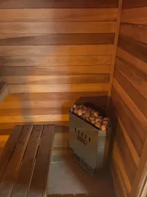 Quite- relaxing country living with pool/hot tub and sauna! - Image 3